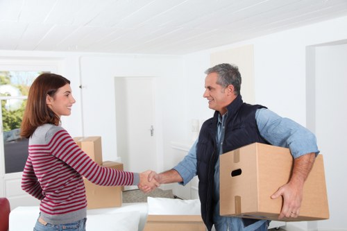 Local North London moving van service for residential and commercial moves