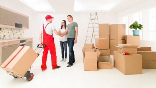 Commercial removals support for offices and small businesses in Finsbury Park